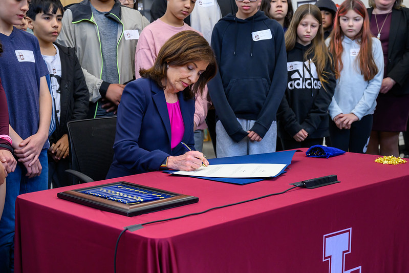 Robin Hood Commends Governor Hochul and State Legislature for Passing FY26 Budget that Lifts 50,000 Children Out of Poverty Across New York 